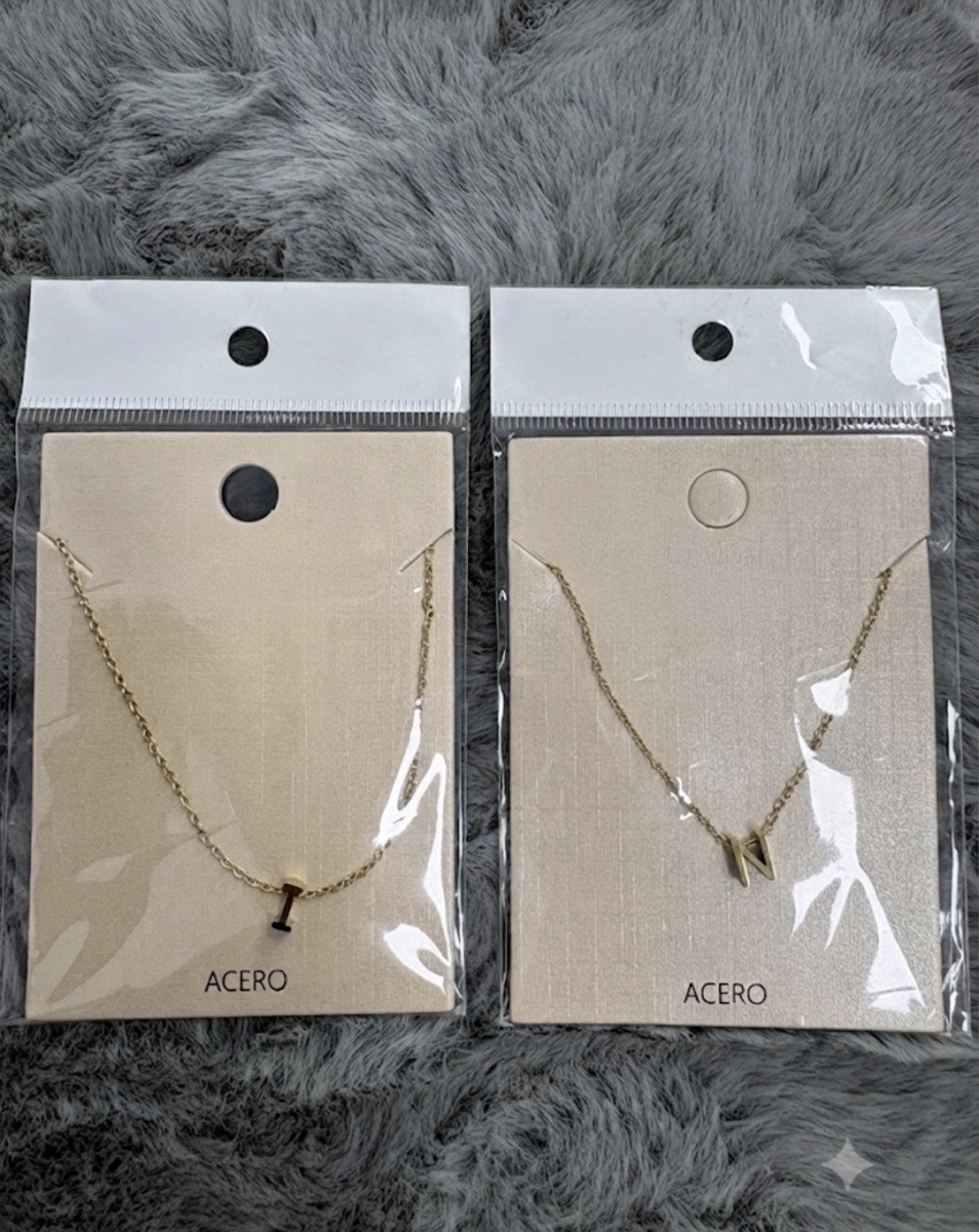 COLLAR INICIAL ORO